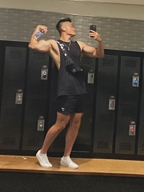 Back in the gym, 195 lbs, age 22