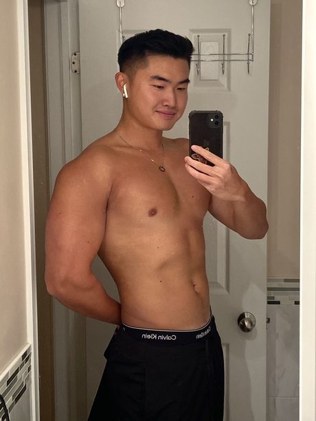 Now, 195 lbs, age 26